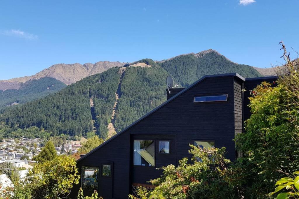 Stunning Home With Amazing Wakatipu Lake Views Queenstown Buitenkant foto